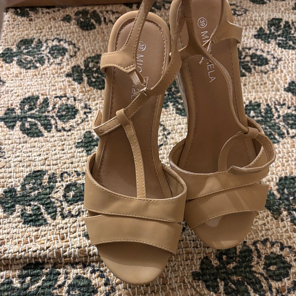 Tan Women's Sandals